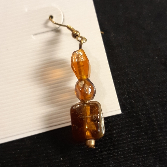 $7 Bundle add-on NWT Laiasia Amber Glass Bead Earrings - Picture 3 of 4
